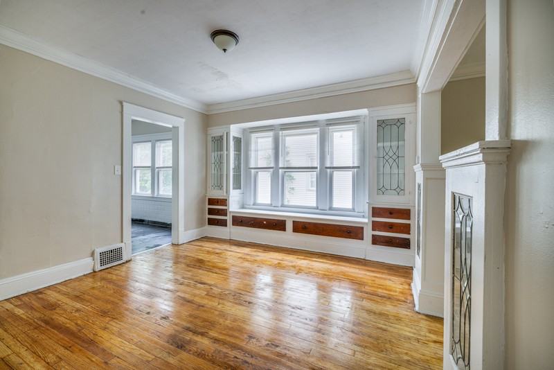 12401 Parkhill Ave #UP - Photo 4 of 11