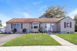 featured image of 60 Indiana Ave