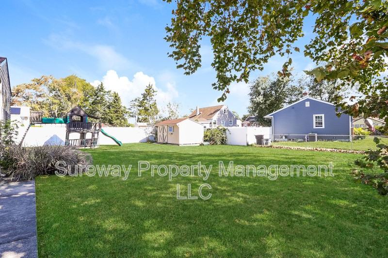 60 Indiana Ave - Photo 3 of 25