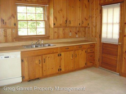 437 Nicewood Dr - Photo 3 of 5