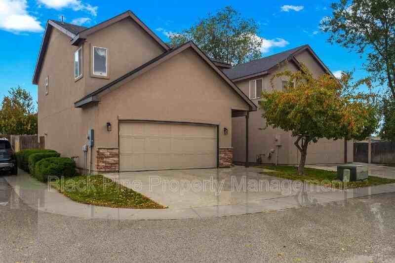 1729 S Eagleson Rd - Photo 2 of 33