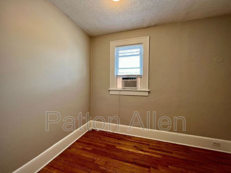 205 Hillside St #1 - Photo 5 of 18