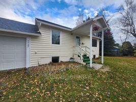 featured image of 7727 Jewel Lake Rd