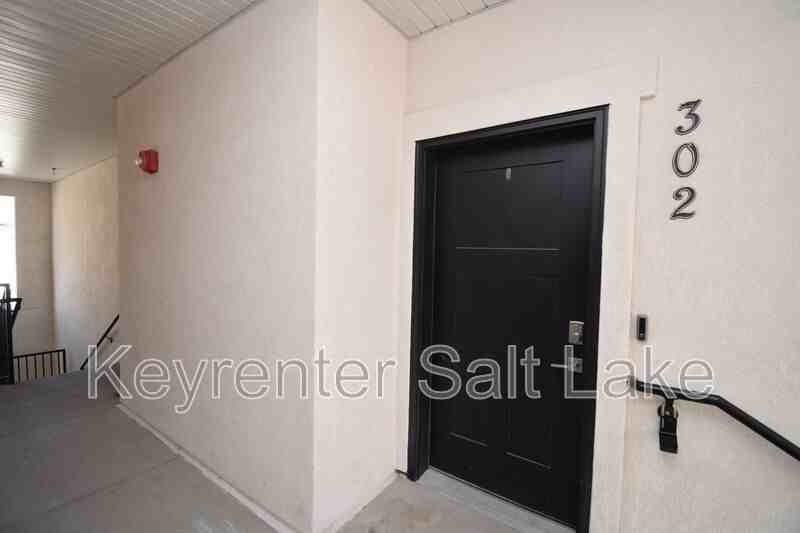 3791 South Parkway Lane #302