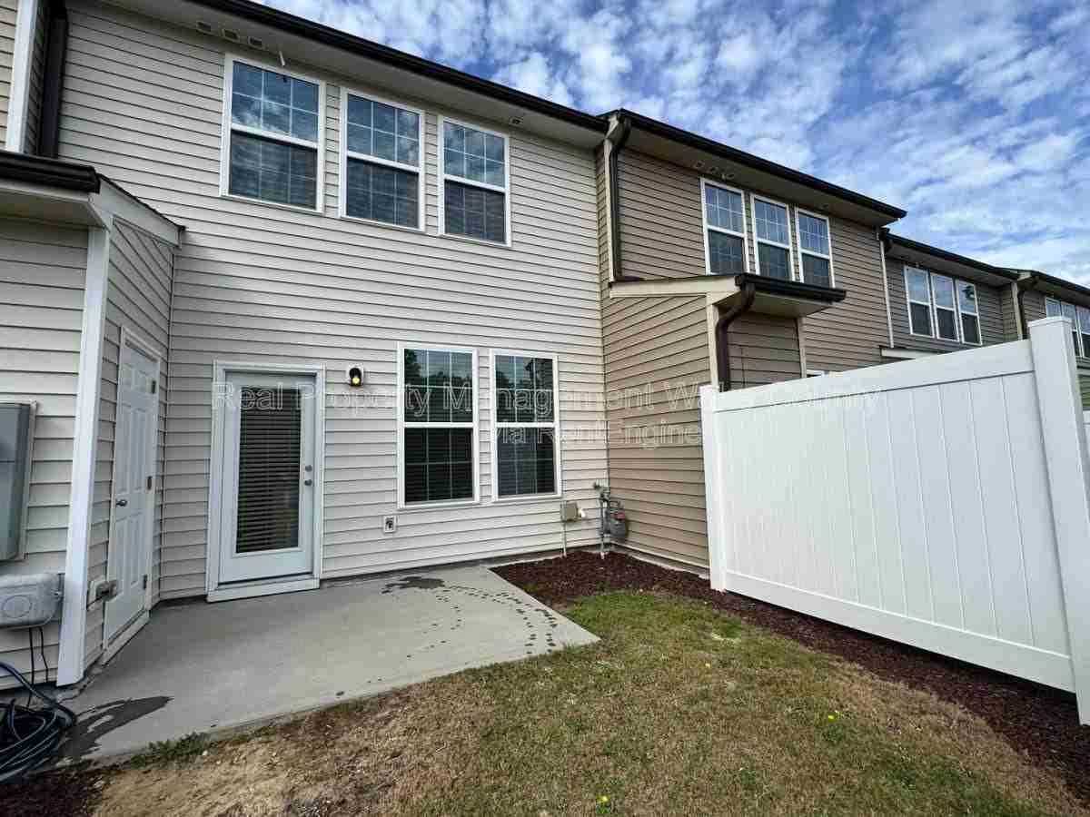 4413 Lord Joseph Ct - Photo 2 of 10