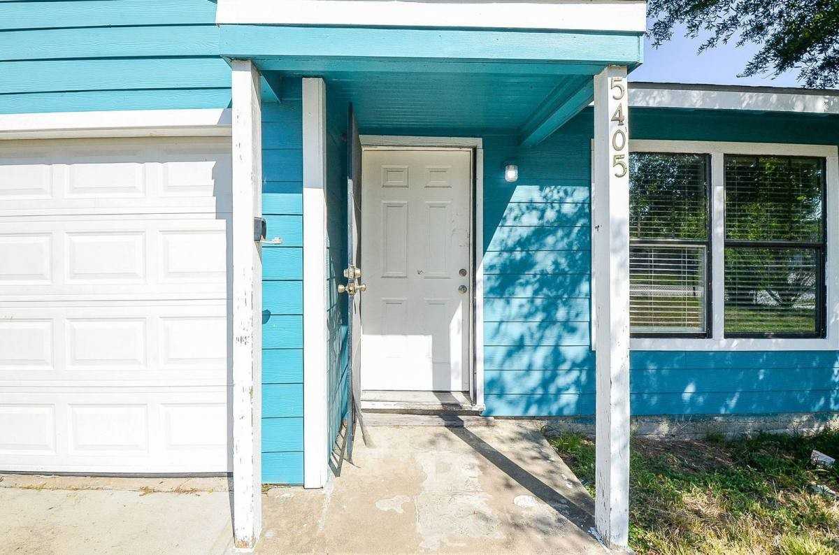 5405 Southlea St - Photo 2 of 10