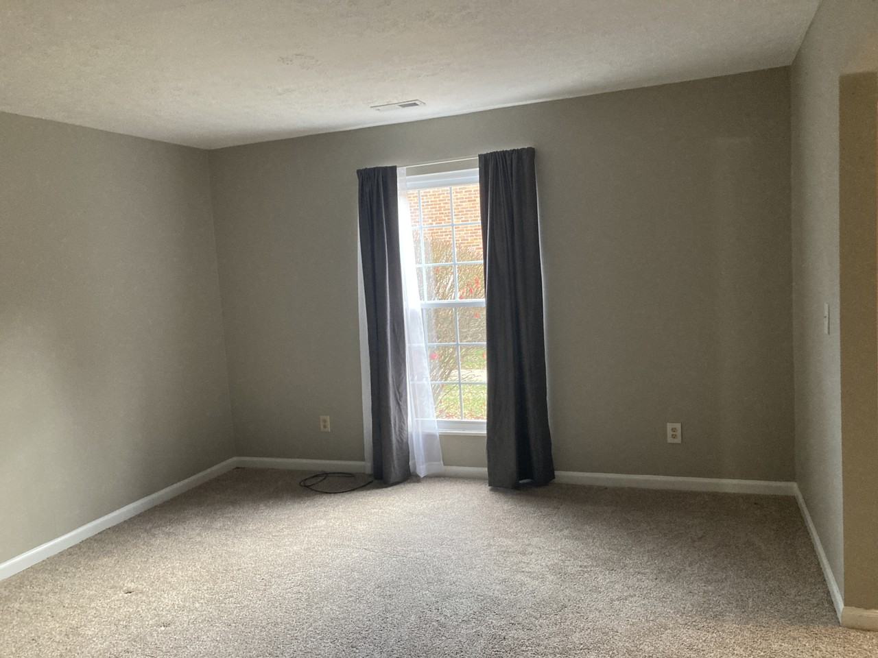 831 Clareridge Ln #831 - Photo 4 of 10