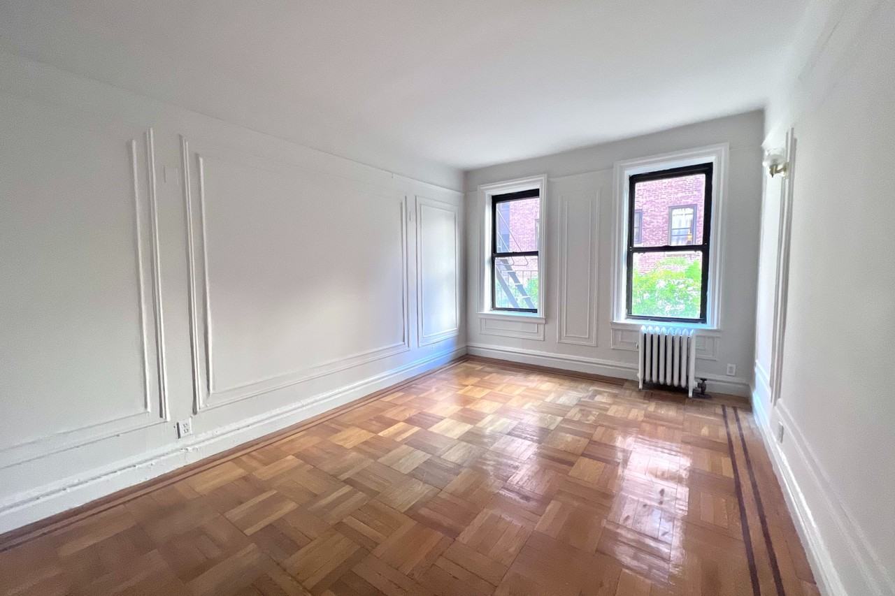 615 Fort Washington Ave #2G