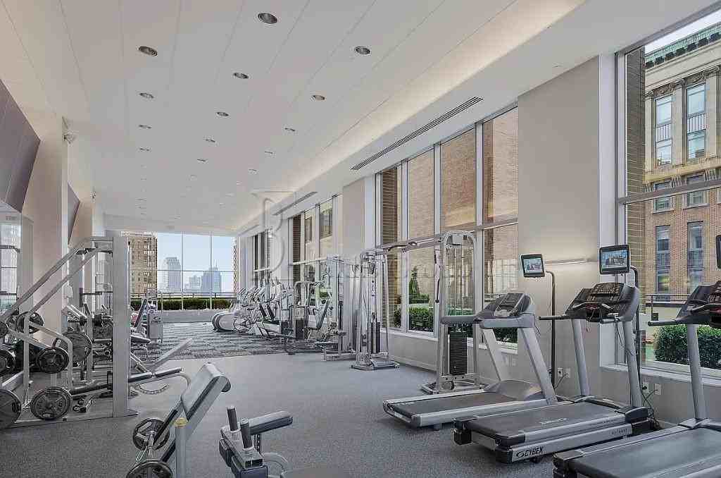 90 Washington St #25D - Photo 6 of 9