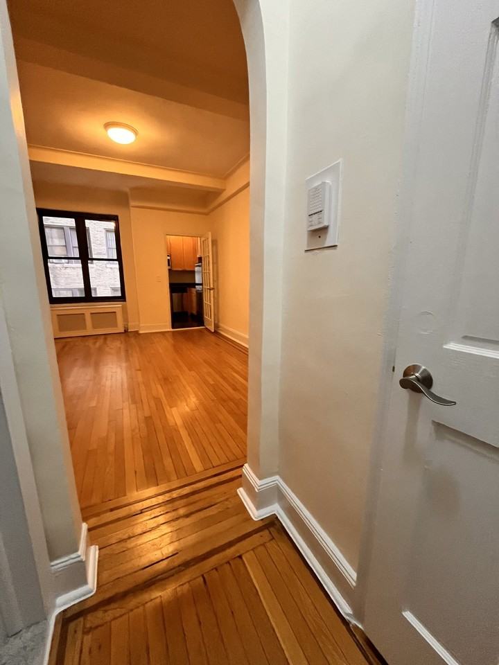 2nd Ave #14L - Photo 6 of 6