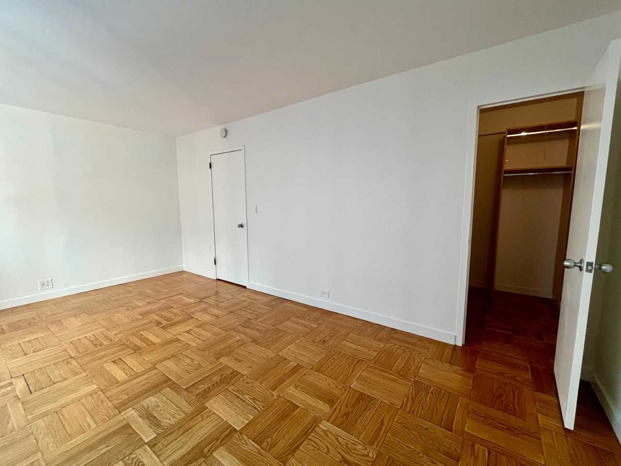 4th Ave #17A - Photo 3 of 9