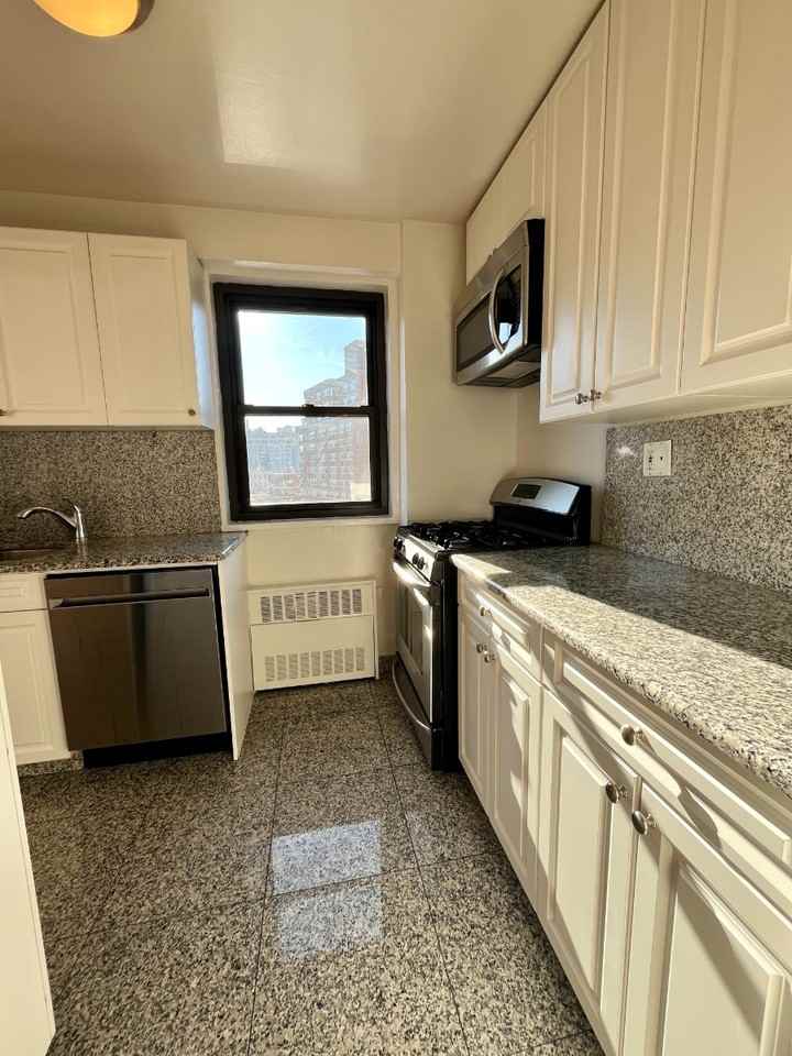 4th Ave #15C - Photo 5 of 5