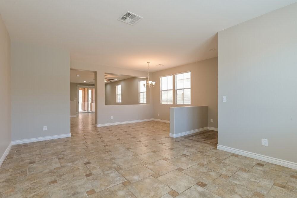 1217 Grove Park St - Photo 5 of 16