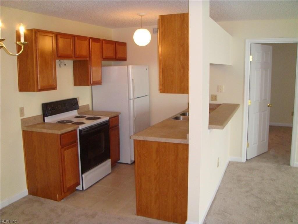 416 Shelter Dr - Photo 3 of 6