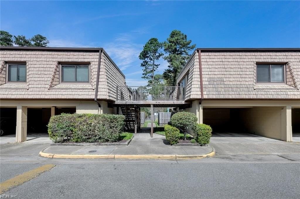 1372 Granada Ct - Photo 3 of 30