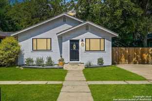 915 W Gramercy Pl - Photo 1 of 1