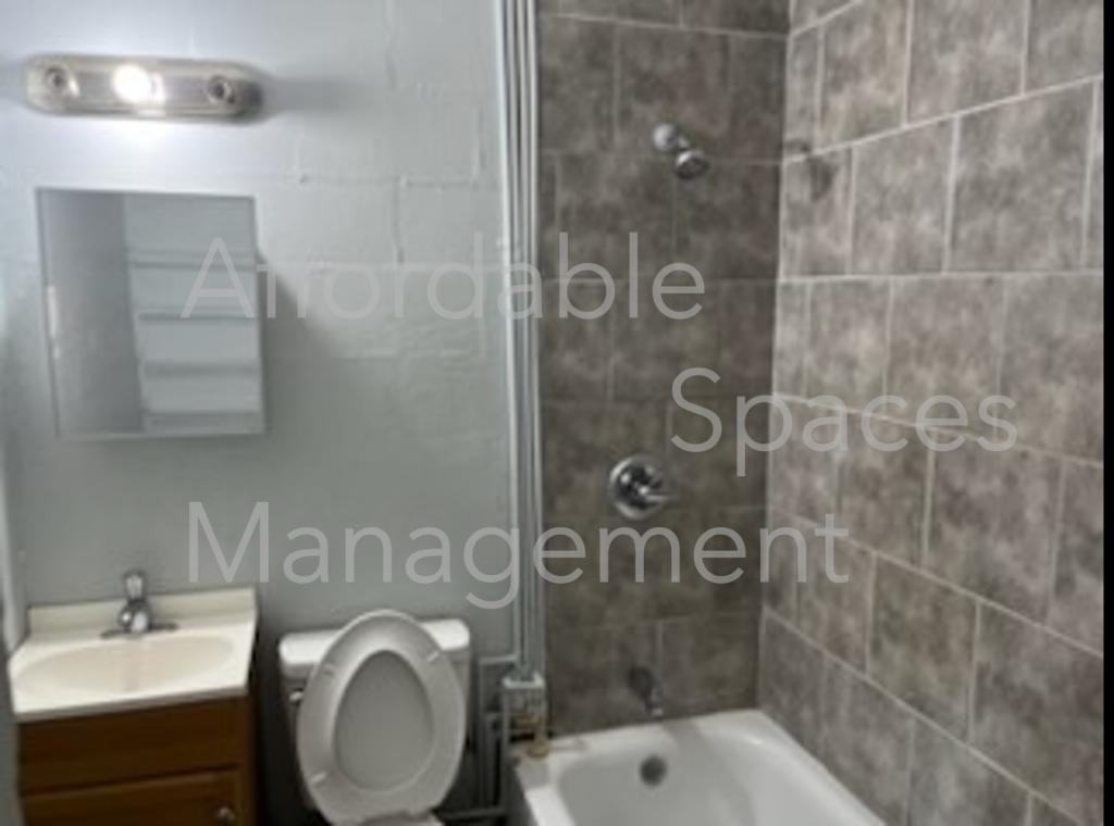 3533 Brookdale Ave - Photo 4 of 4