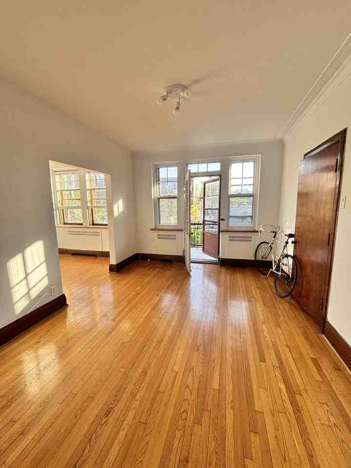 790 Avenue Outremont #5 - Photo 2 of 18