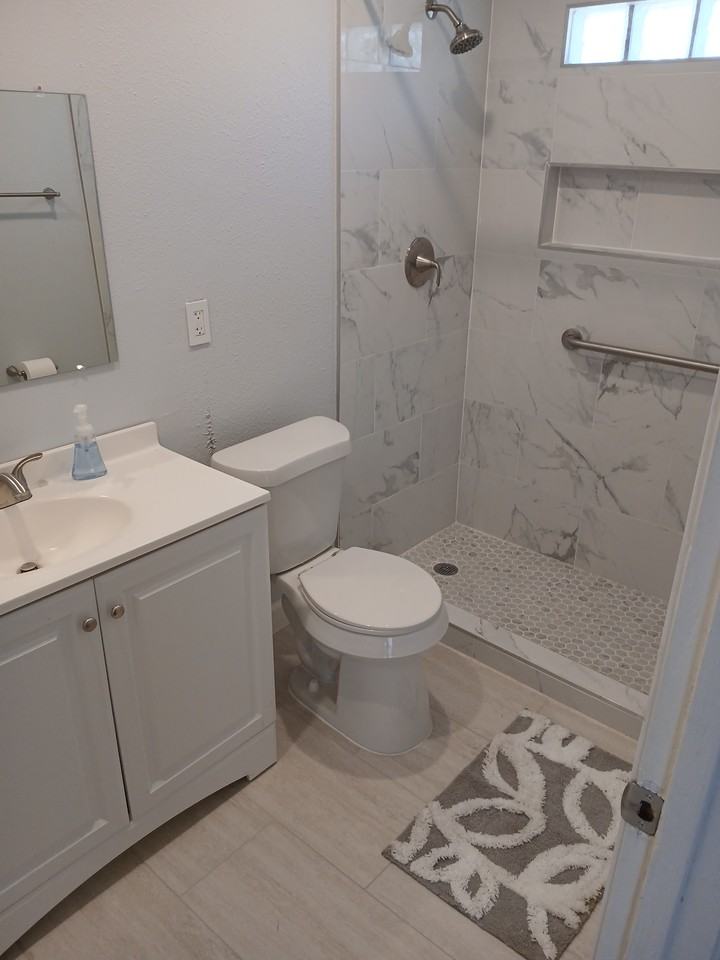 2223 Waverly Ave - Photo 7 of 8