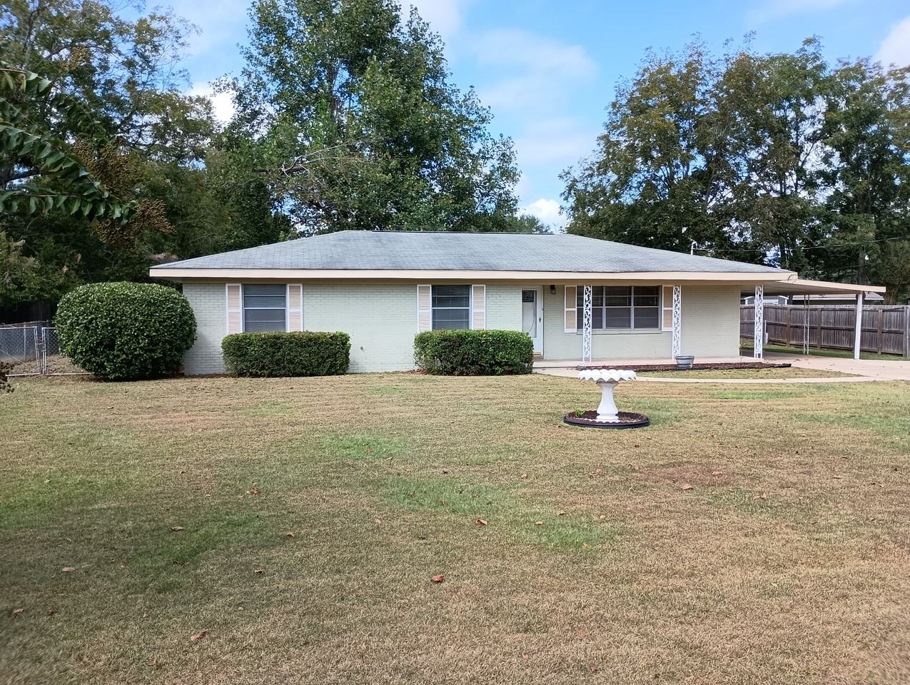 503 Holly Hill Rd - Photo 3 of 41