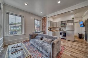 featured image of 46 Allen St #3