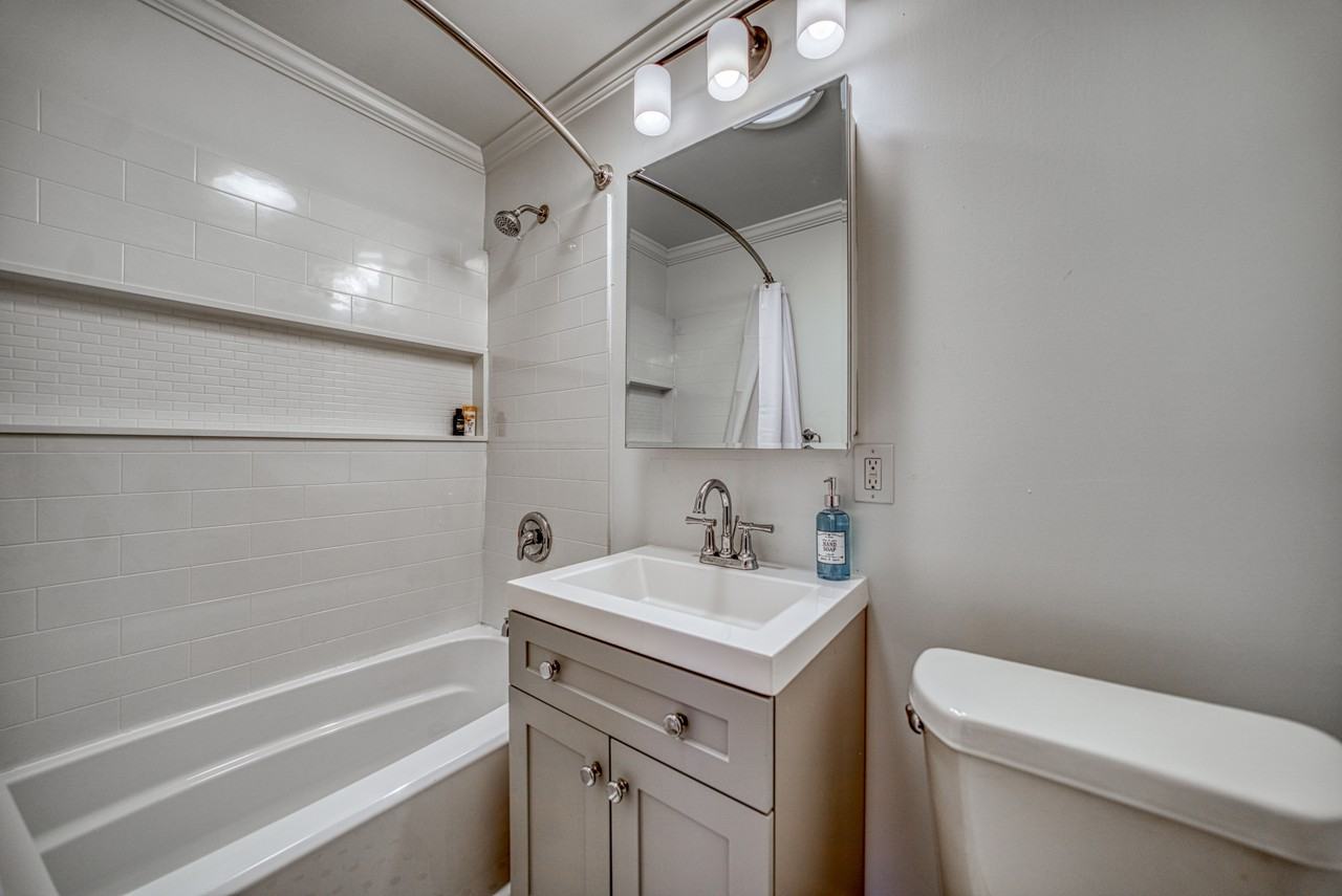 46 Allen St #3 - Photo 3 of 22