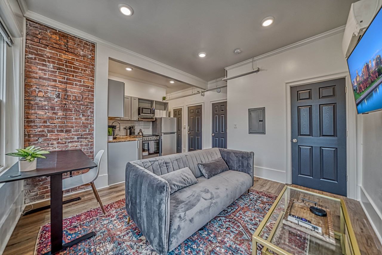 46 Allen St #3 - Photo 7 of 22