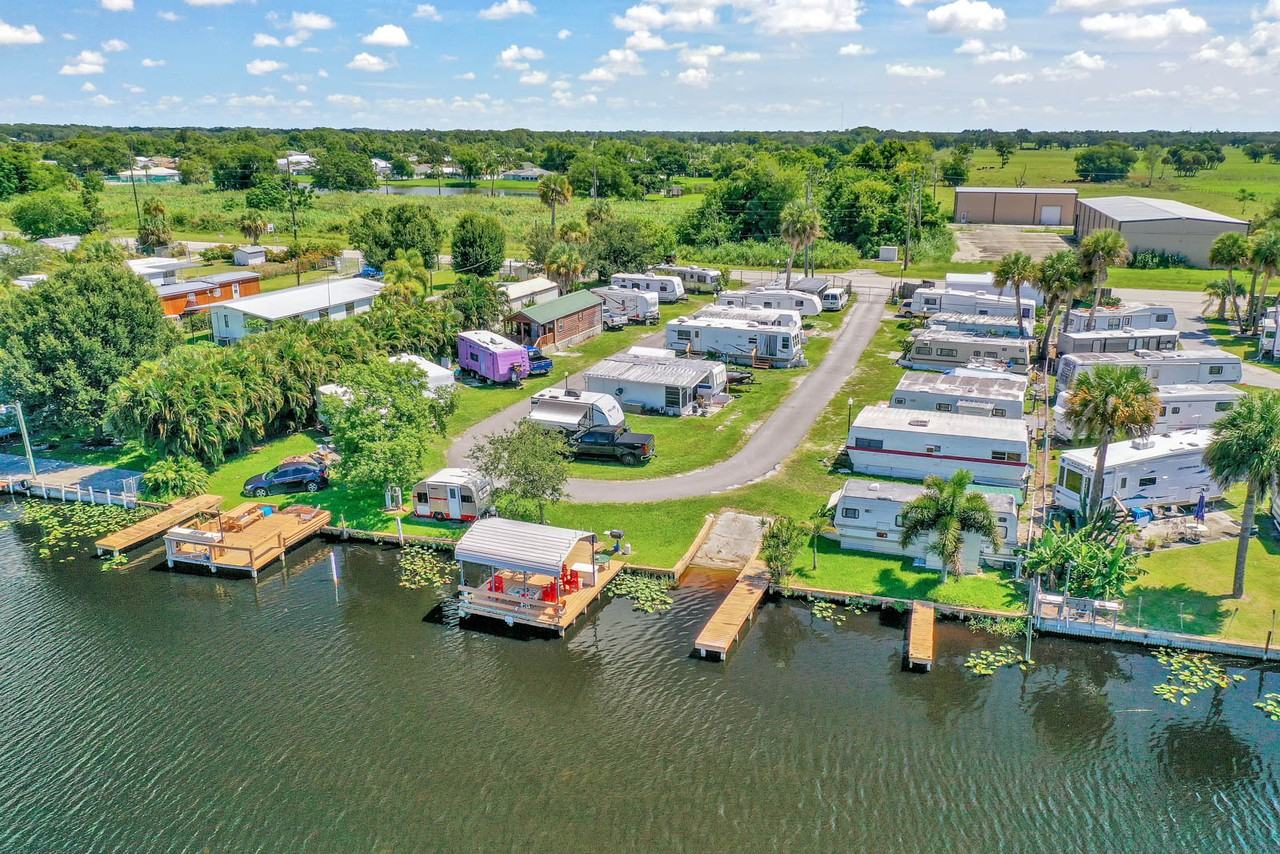 5250 Okeechobee - Photo 2 of 20