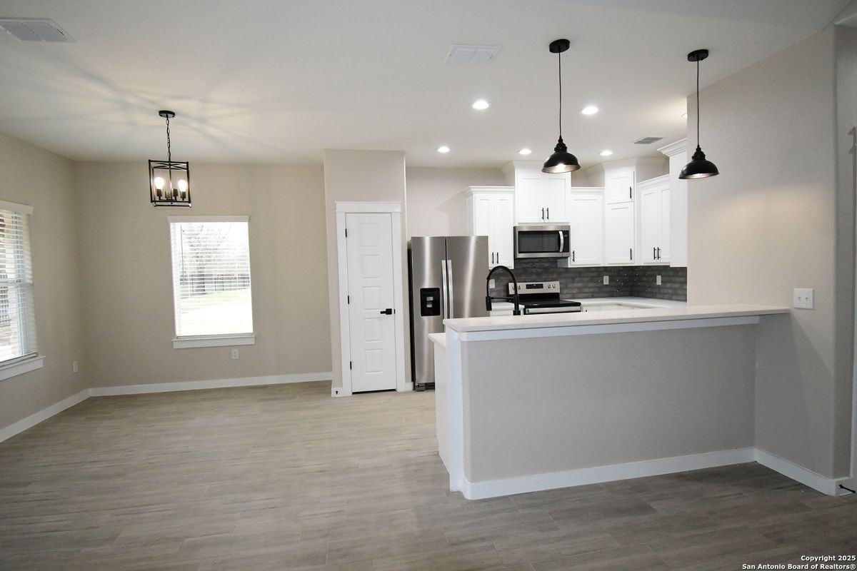 5961 Prairie Rd ##1 - Photo 3 of 8