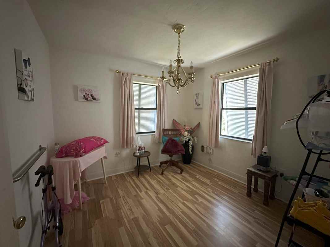 2908 W Alline Ave - Photo 2 of 3