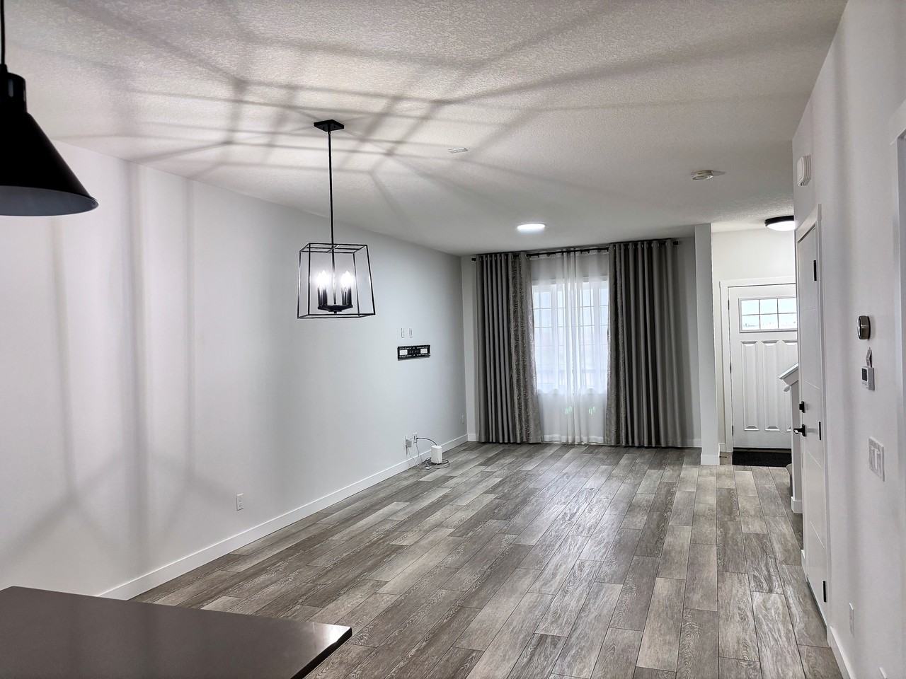 134 Legacy Glen Crt Se - Photo 2 of 14