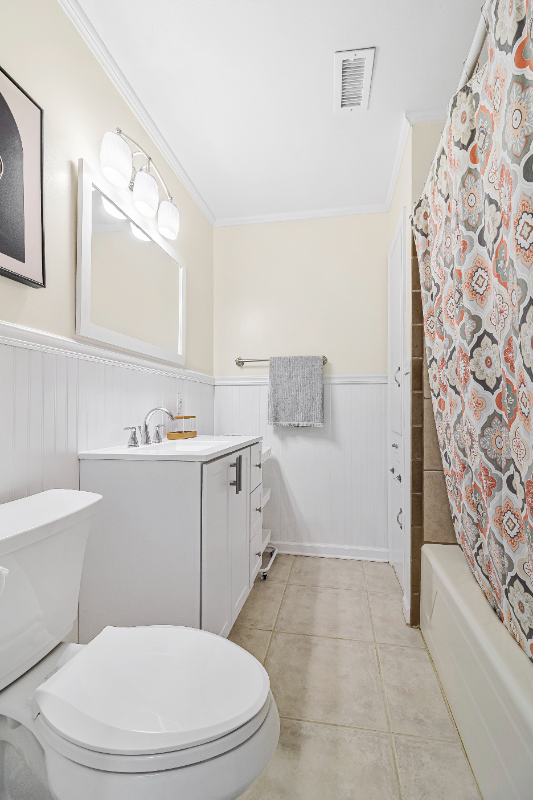 1408 N Cherokee Ave #1 - Photo 7 of 16