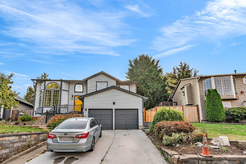 1423 85th Drive Northeast #B