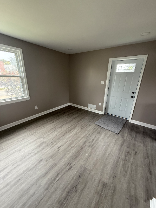 2513 Iverson St - Photo 2 of 7