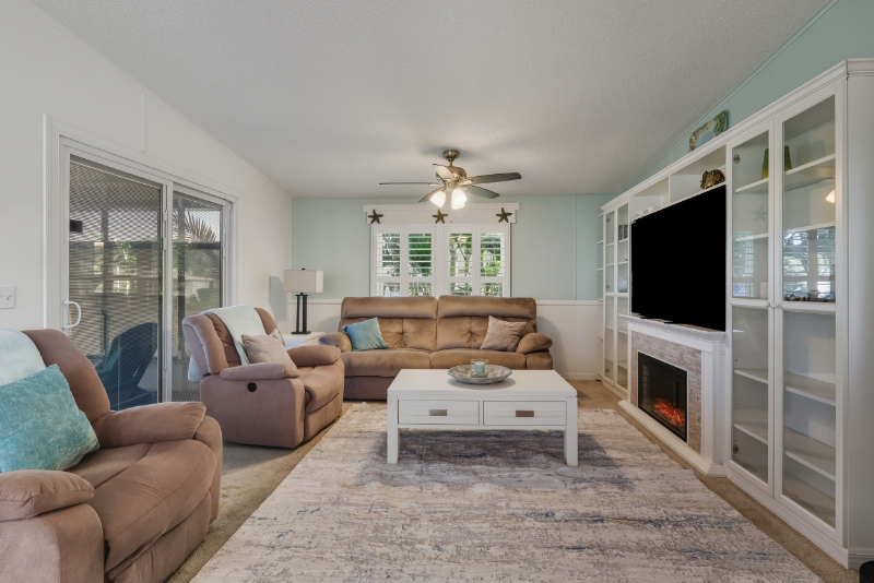 116 Dolphin Dr S - Photo 7 of 20