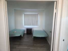 featured image of 4727 Ashby St