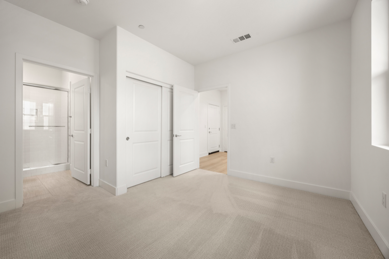 124 Tiffin - Photo 3 of 23