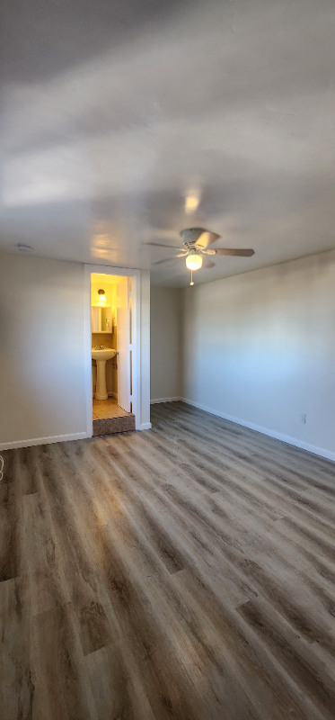 3873 Superba St - Photo 4 of 8