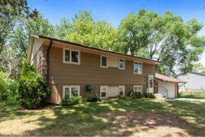 featured image of 968 Gershwin Ave N