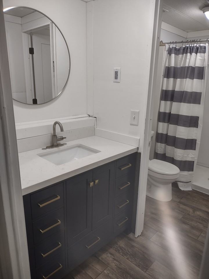 6122 141st Avenue North - Photo 4 of 4