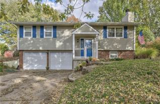 403 Se Annette St #NA - Photo 1 of 1