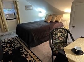 featured image of 404 Church St #2