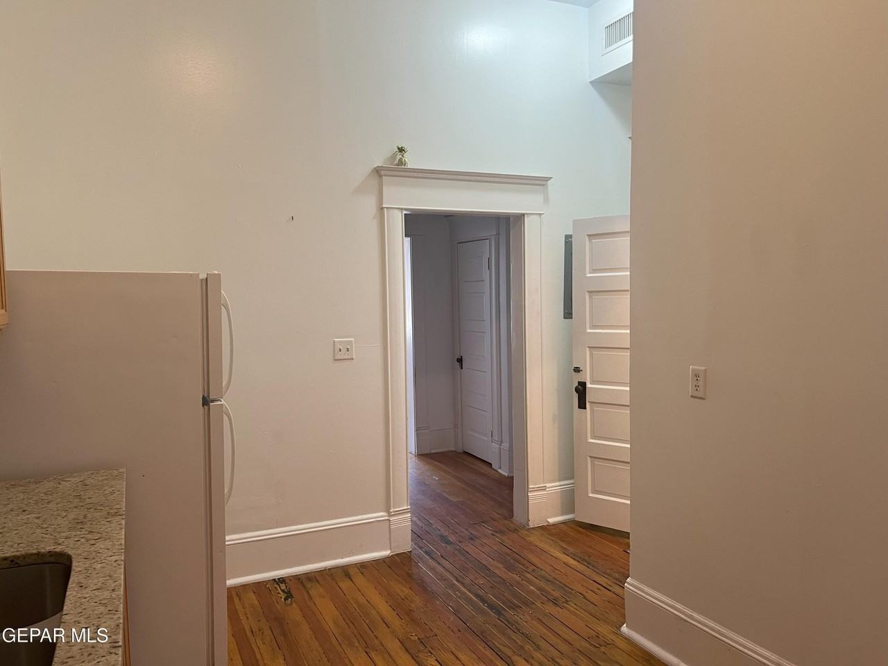 1124 N El Paso St Apt 1 #1 - Photo 6 of 14