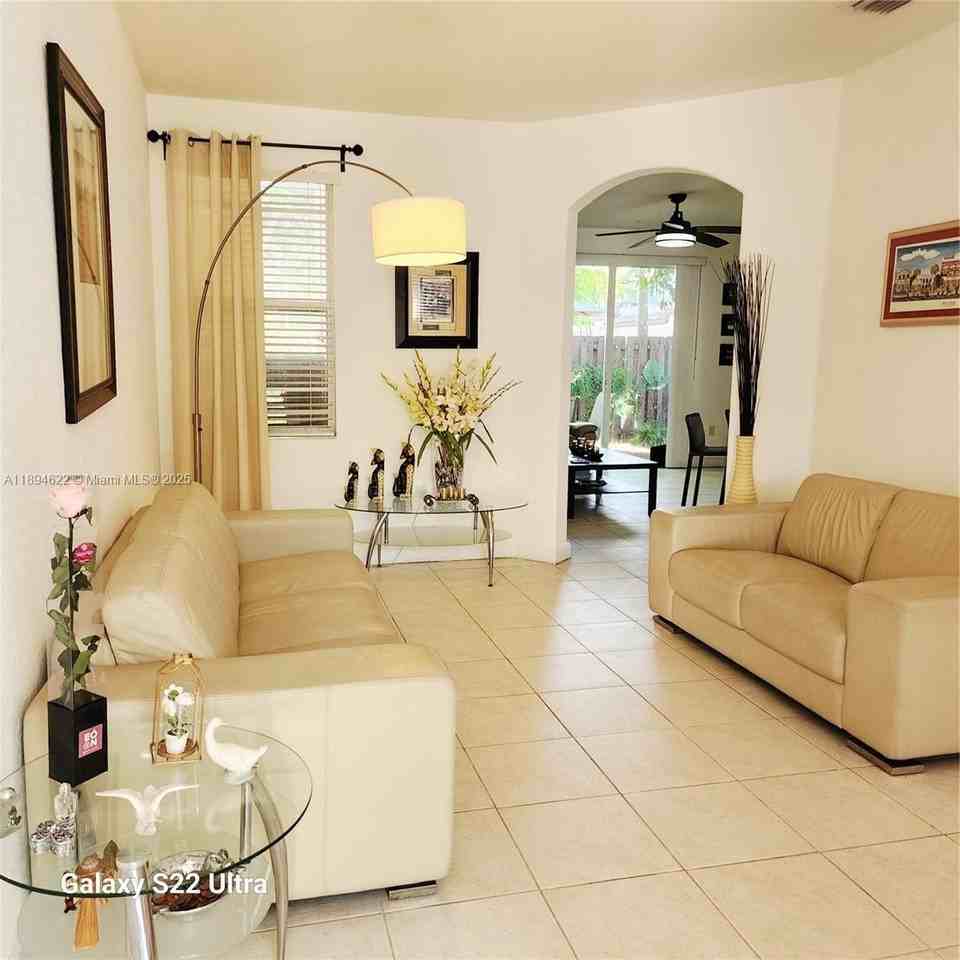 10955 Nw 87th Ln #10955 - Photo 6 of 34