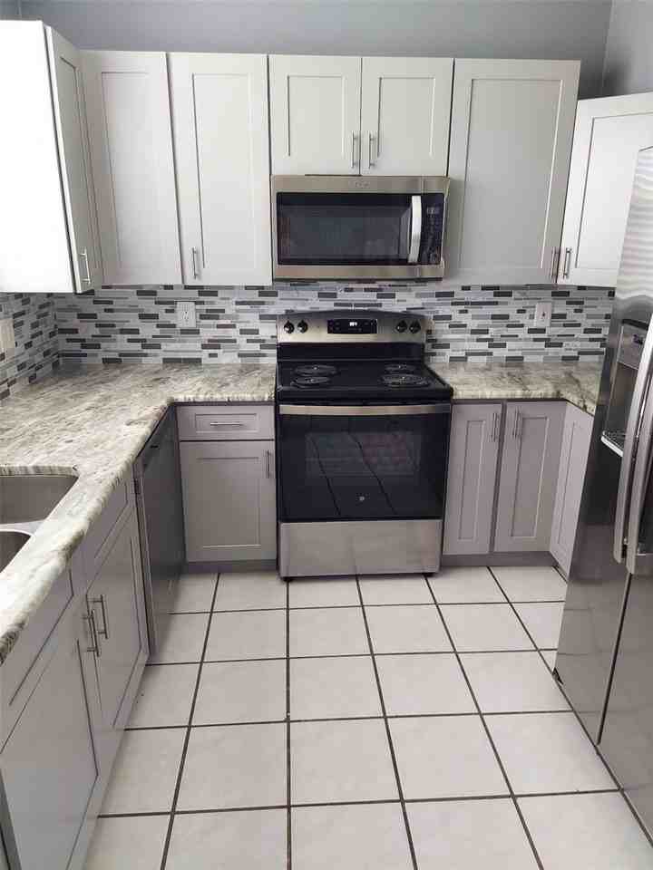 113 Harwood Cir - Photo 7 of 9