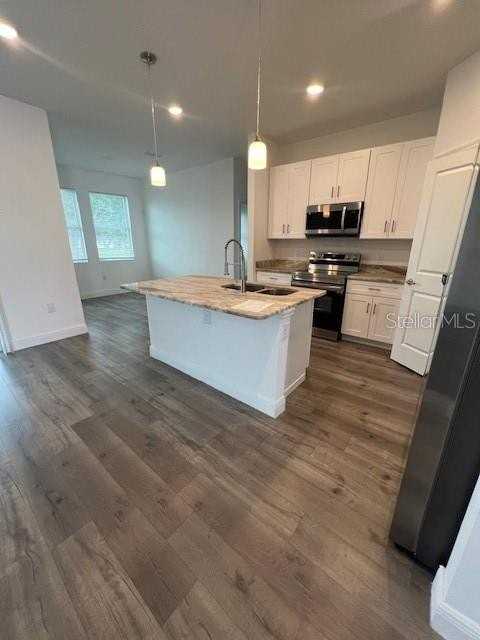 802 San Pedro Ct - Photo 5 of 30
