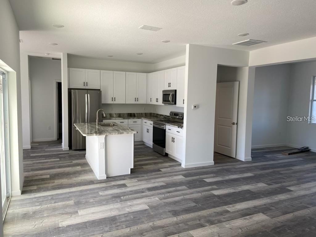 802 San Pedro Ct - Photo 6 of 30