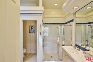 featured image of 6453 Zuma View Pl #120
