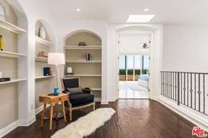 featured image of 23929 De Ville Way