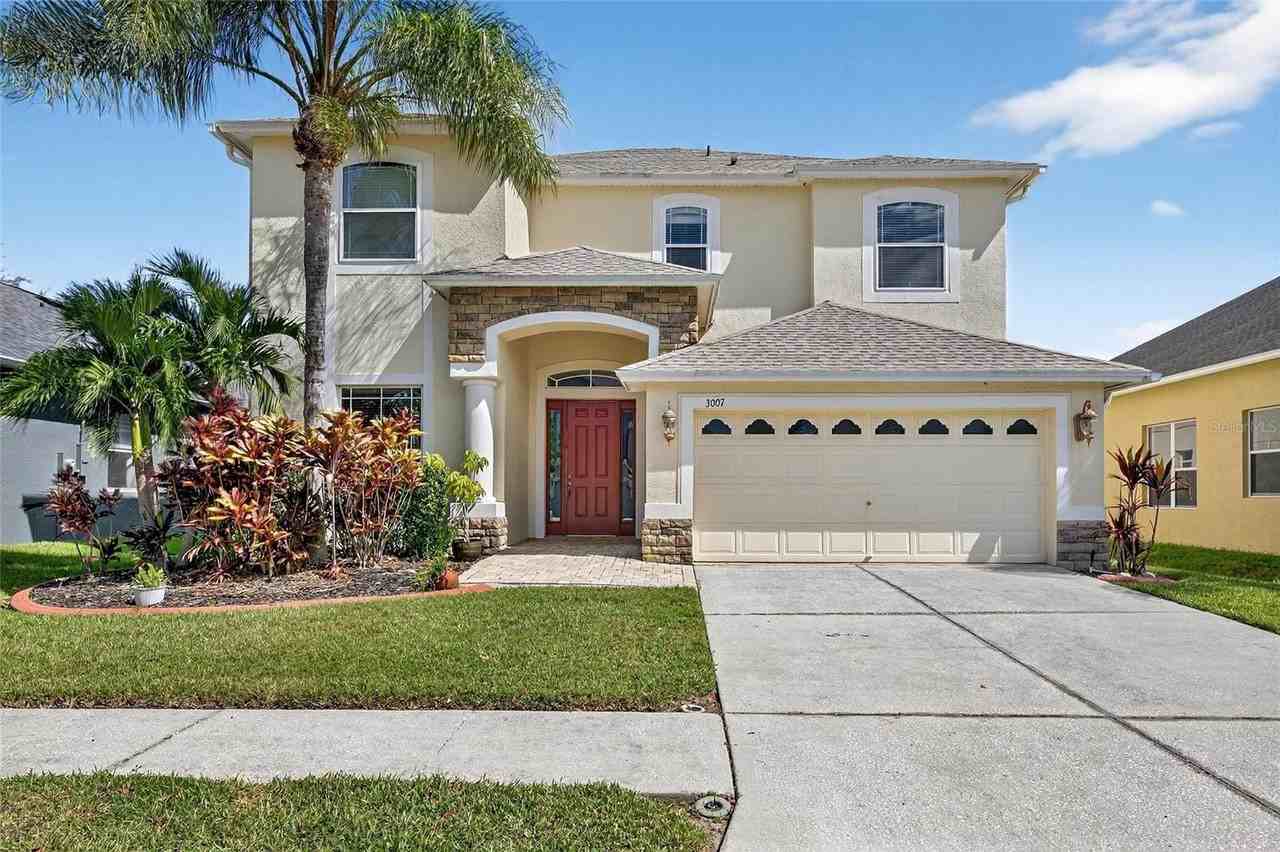 3007 Silvermill Loop - Photo 2 of 50